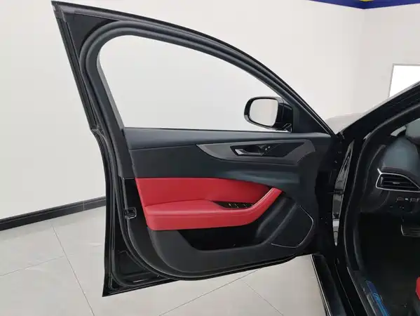 Jaguar XEL 2023