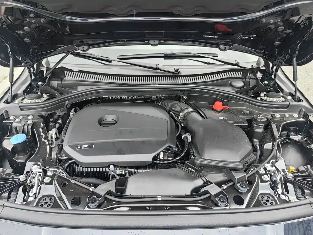 BMW 2 Series 2025 — фото 19