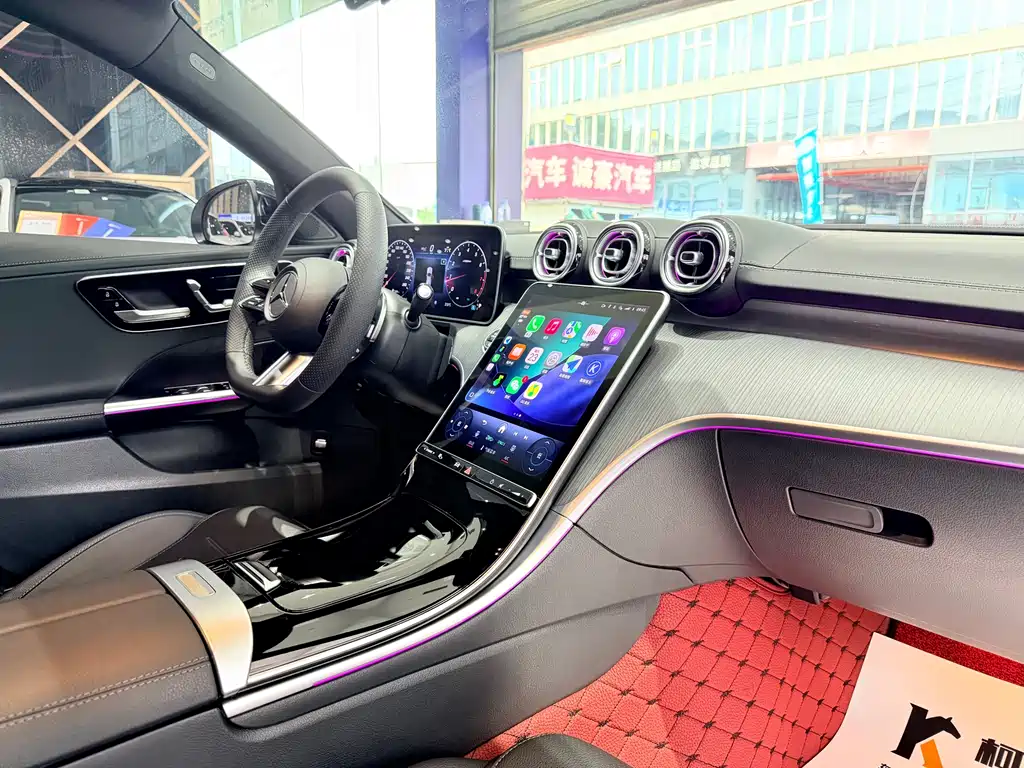 Mercedes-Benz C-Class 2023 — фото 15