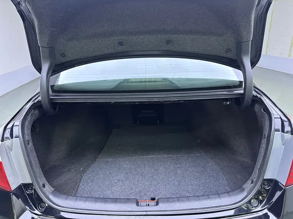 Honda Accord 2014 — фото 13