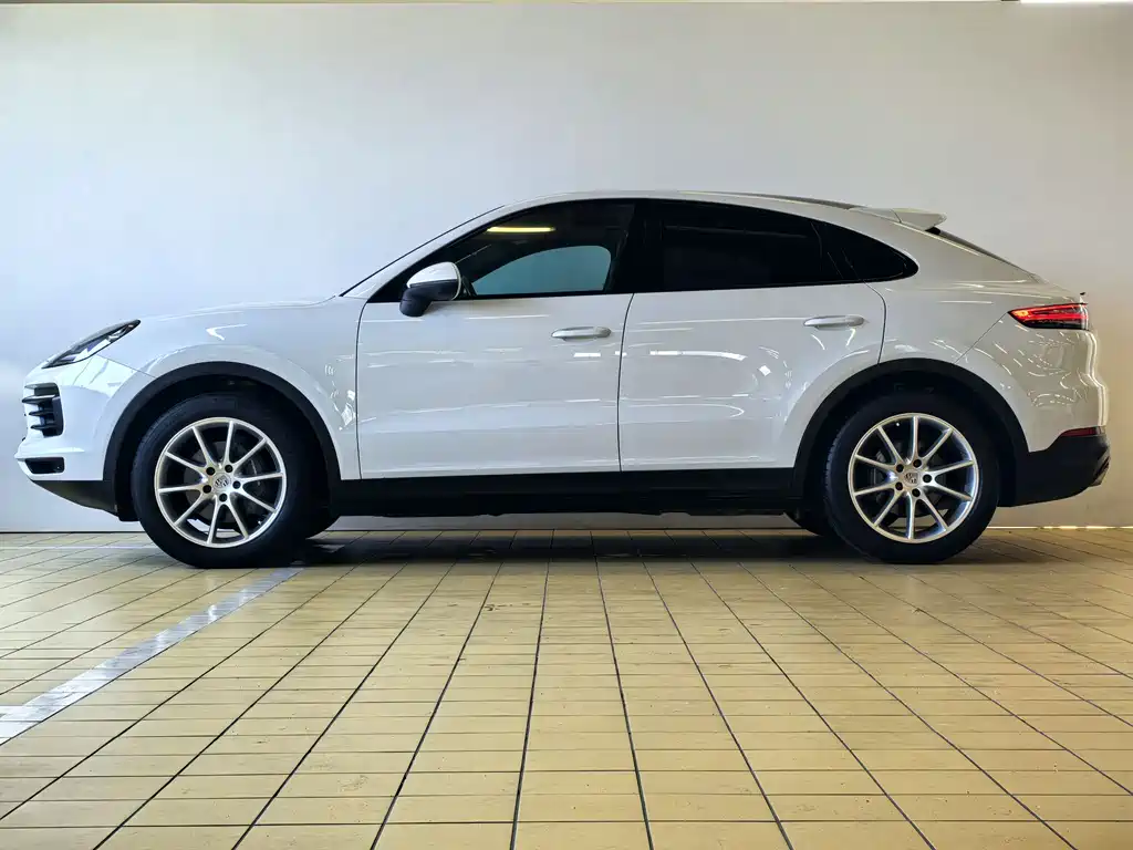 Porsche Cayenne 2020
