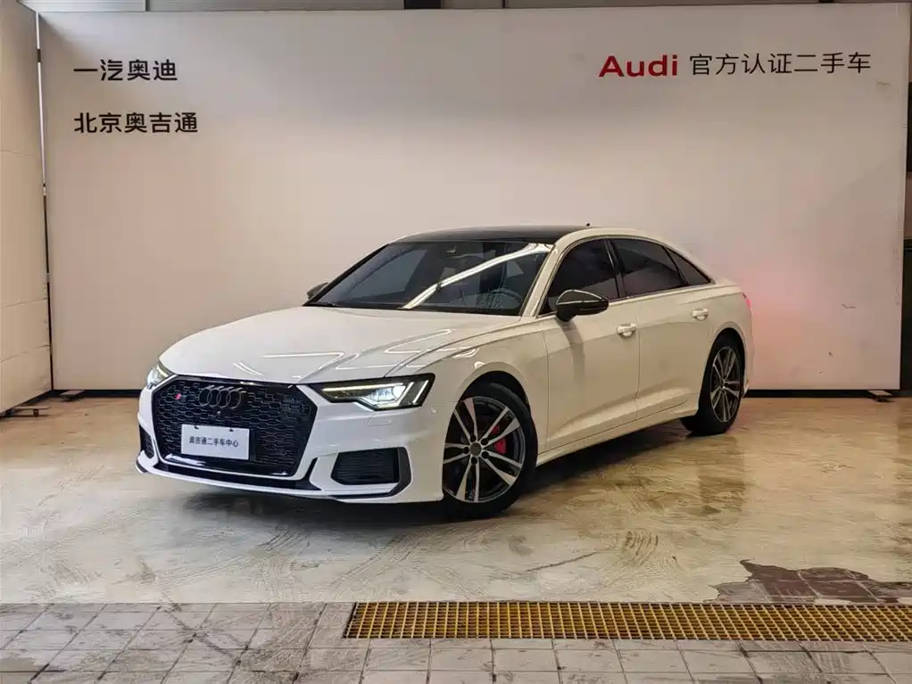 Audi A6L 2019 — фото 1