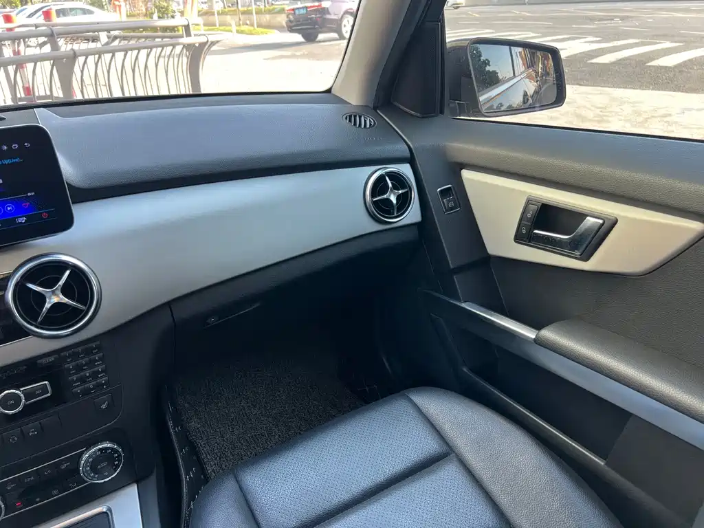 Mercedes-Benz GLK-Class 2014 — фото 21