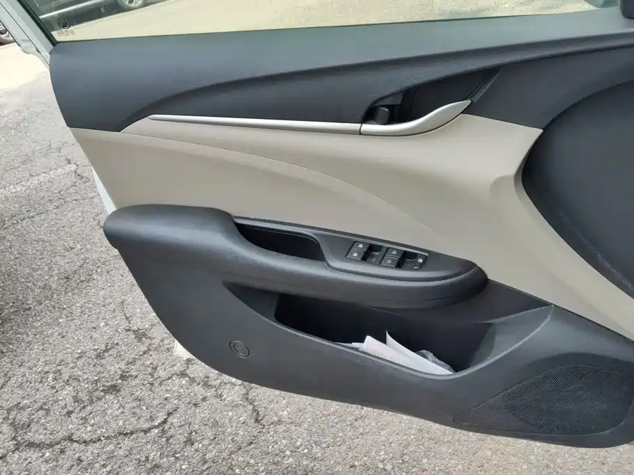 Buick Excelle 2016
