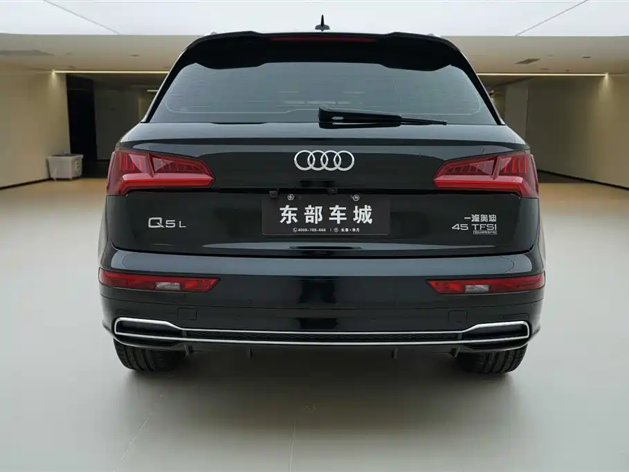 Audi Q5L 2021 — фото 5