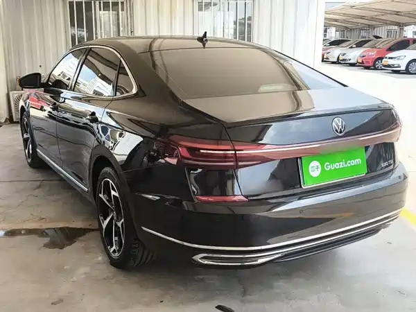 Volkswagen Passat 2024