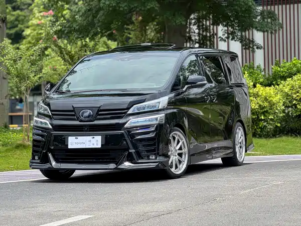 Toyota Vellfire 2021