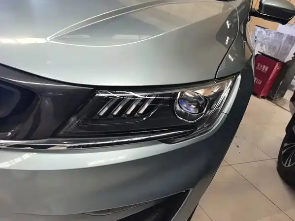 Geely Jiaji 2021