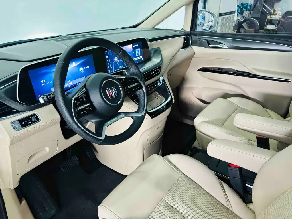 Buick GL8 New Energy 2025 — фото 16