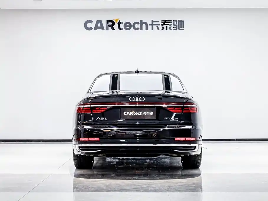 Audi A8 2022