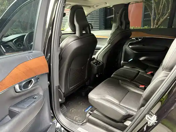 Volvo XC90 2017