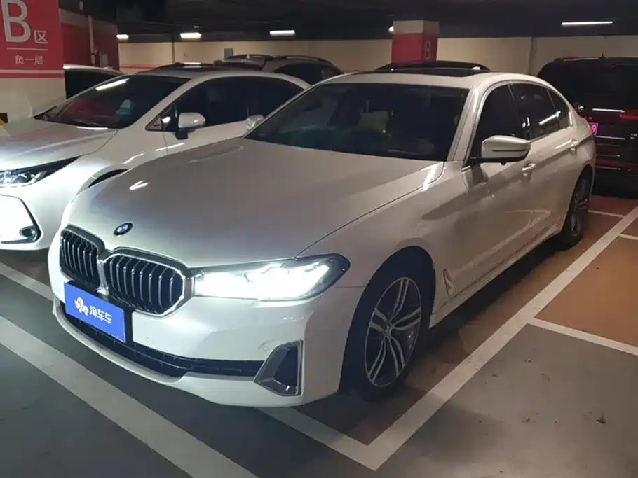BMW 5 Series 2021