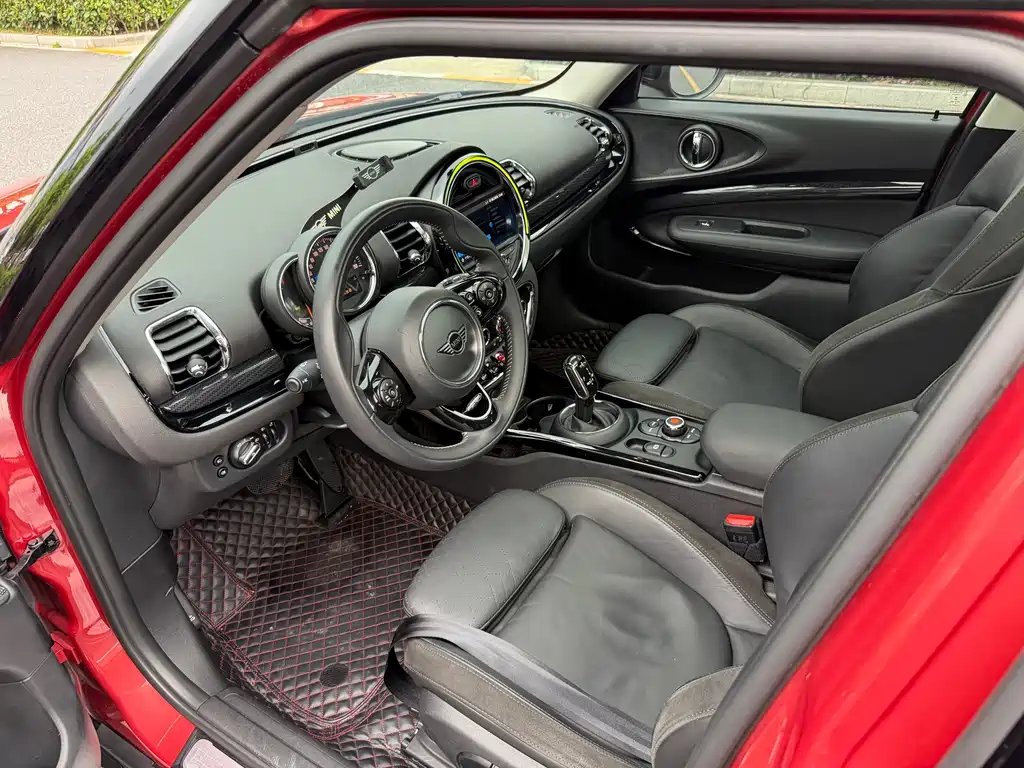 MINI Clubman 2019 — фото 15