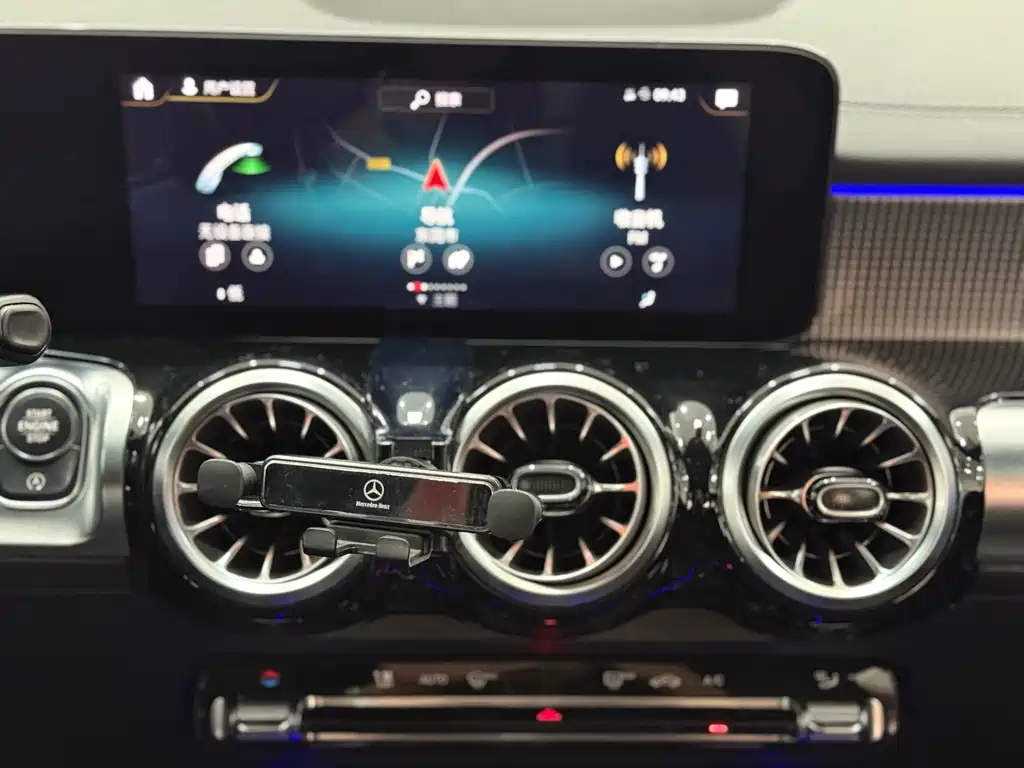Mercedes-Benz GLB 2021 — фото 10