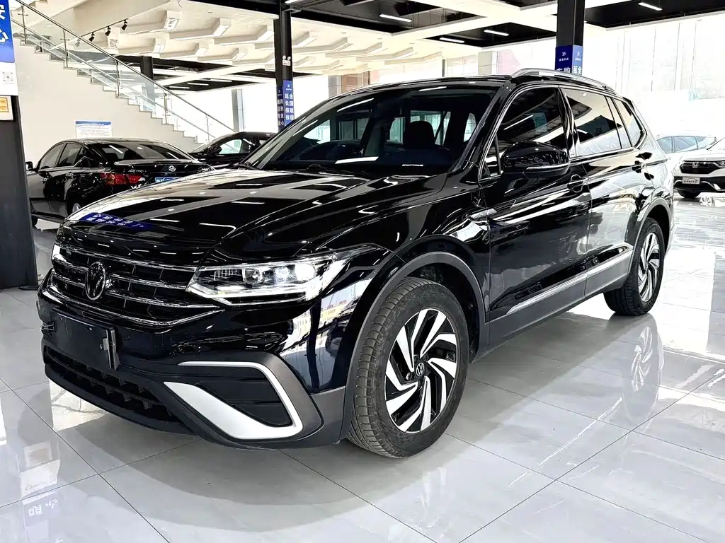 Volkswagen Tiguan L 2023