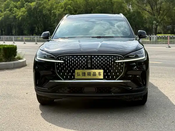 Lincoln Aviator 2025