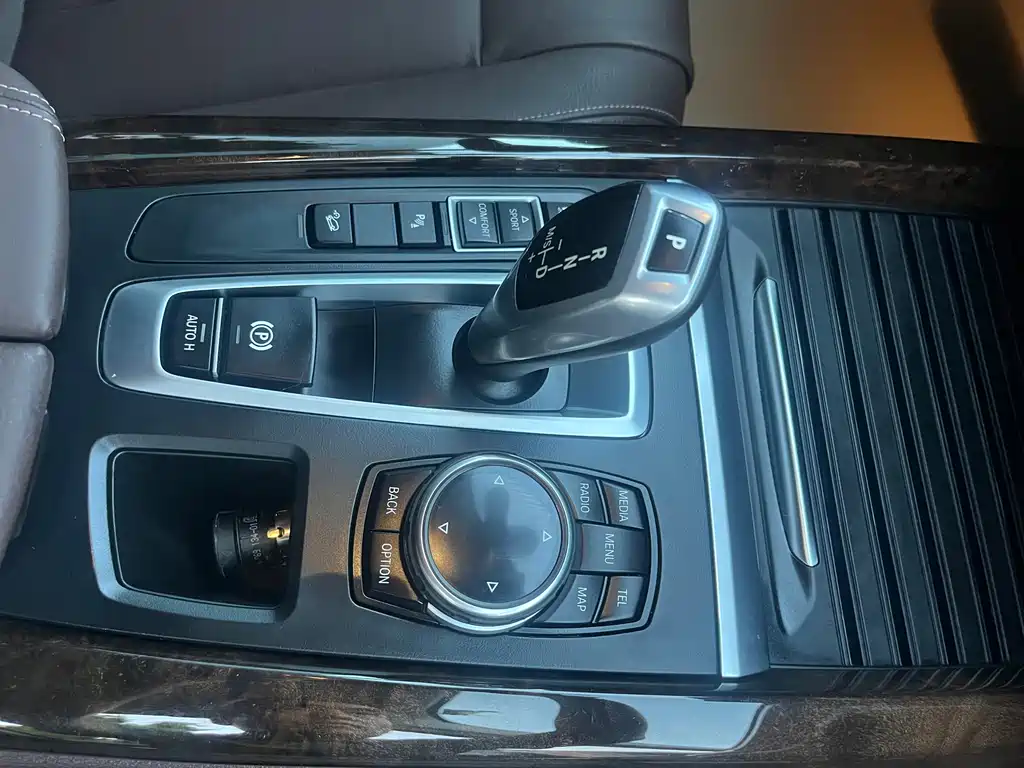 BMW X5 2014 — фото 19