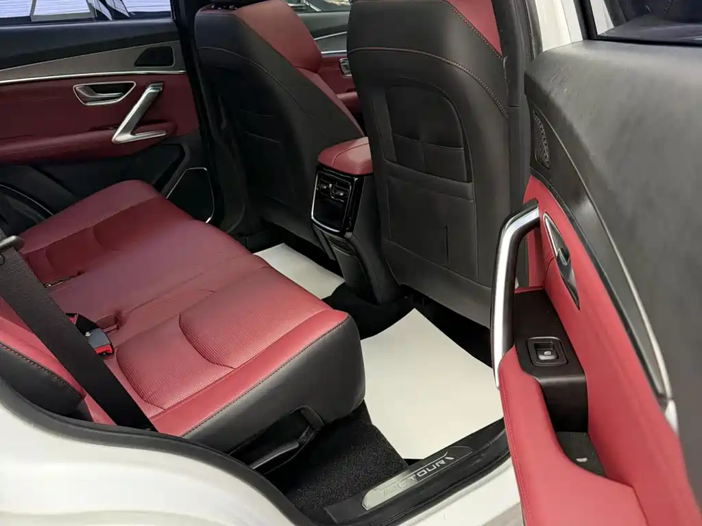 Jetour X70 PLUS 2022 — фото 15