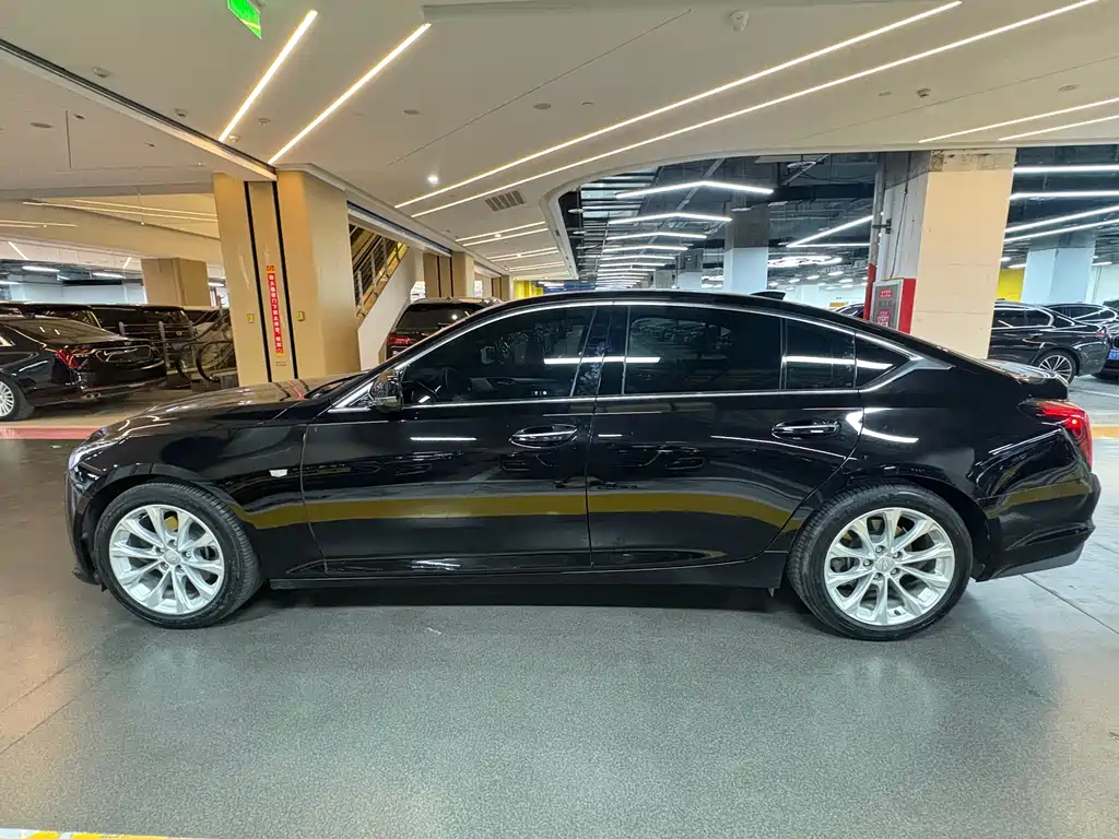 Cadillac CT5 2023 — фото 14