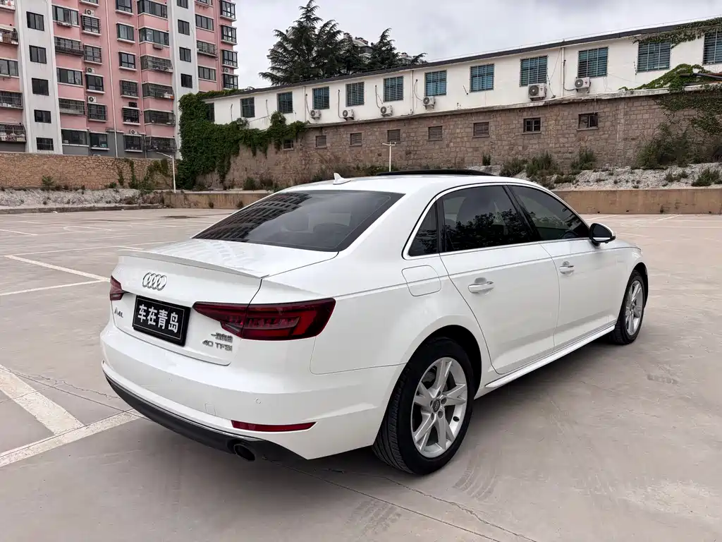 Audi A4L 2018 — фото 6