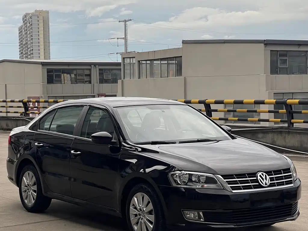 Volkswagen Lavida 2015