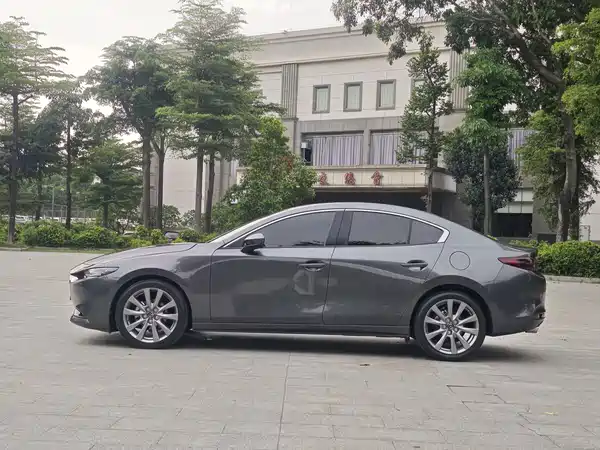 Mazda 3 Axela 2020