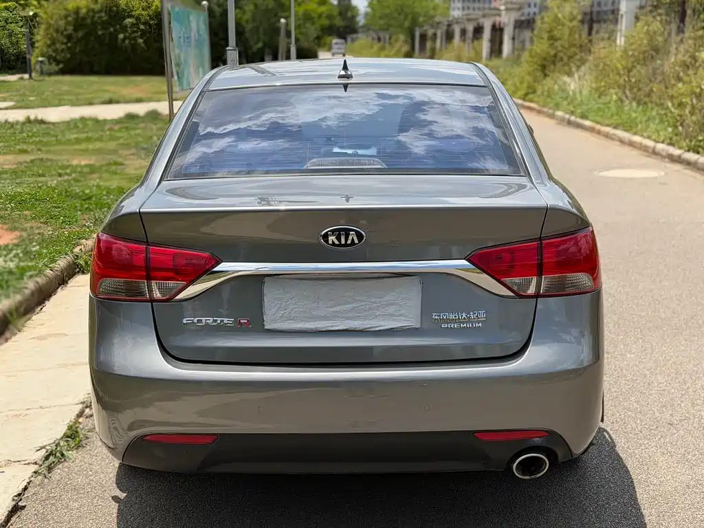 Kia Forte 2014 — фото 5