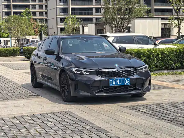 BMW 3 Series 2023