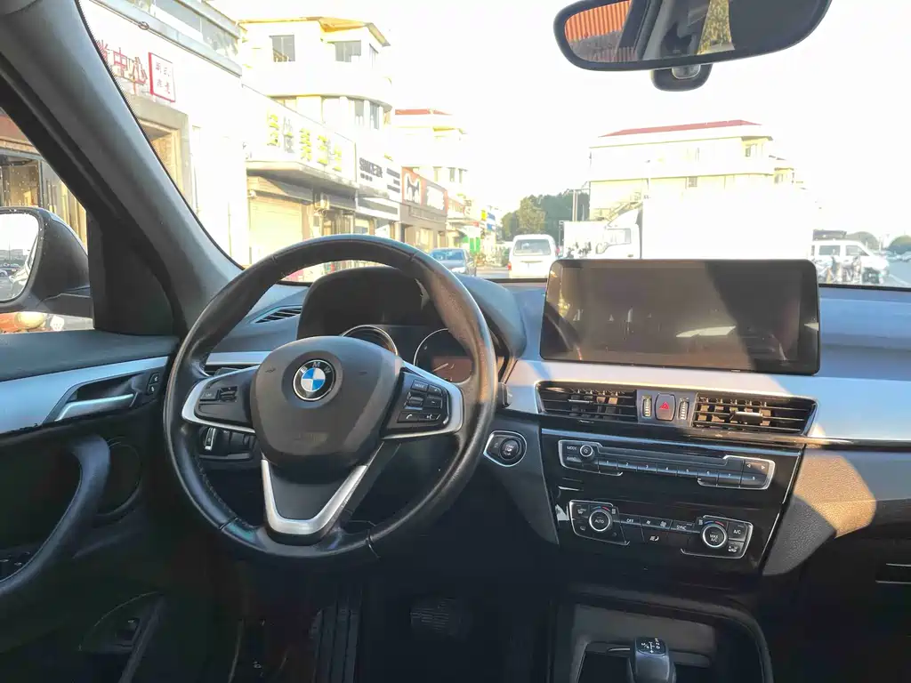 BMW X1 2019 — фото 15