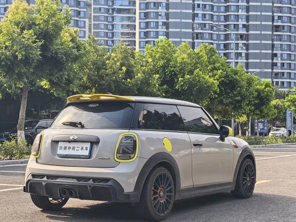 MINI MINI 2015
