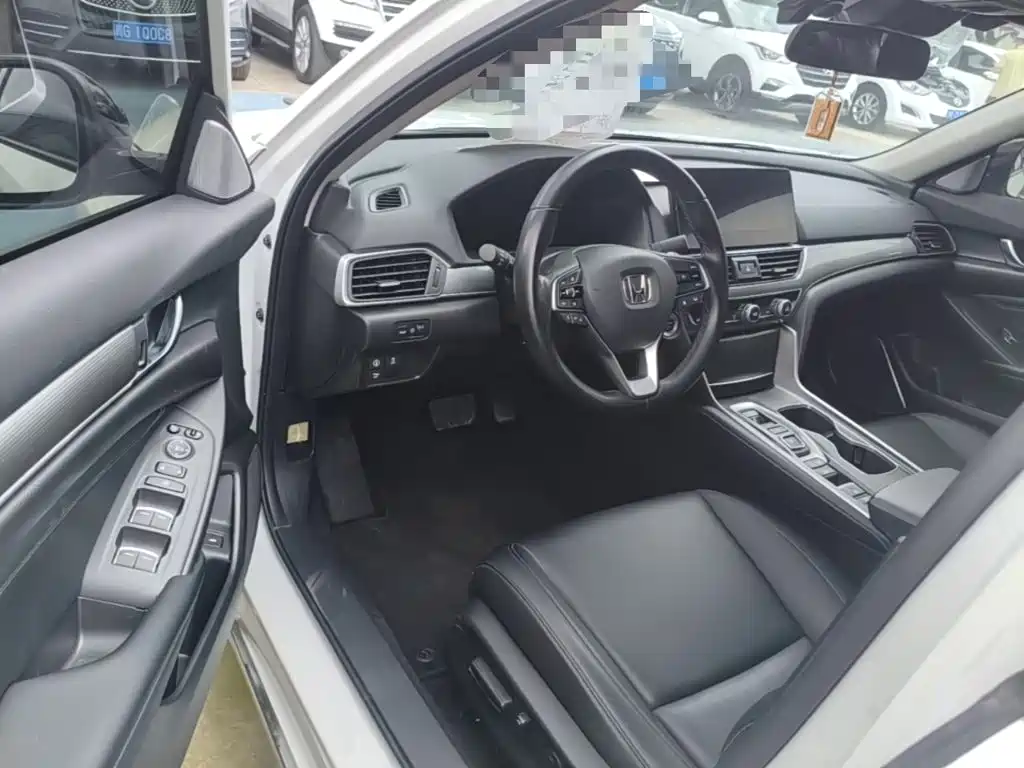 Honda Accord 2023 — фото 16