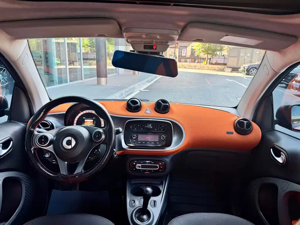 smart fortwo 2015 — фото 5