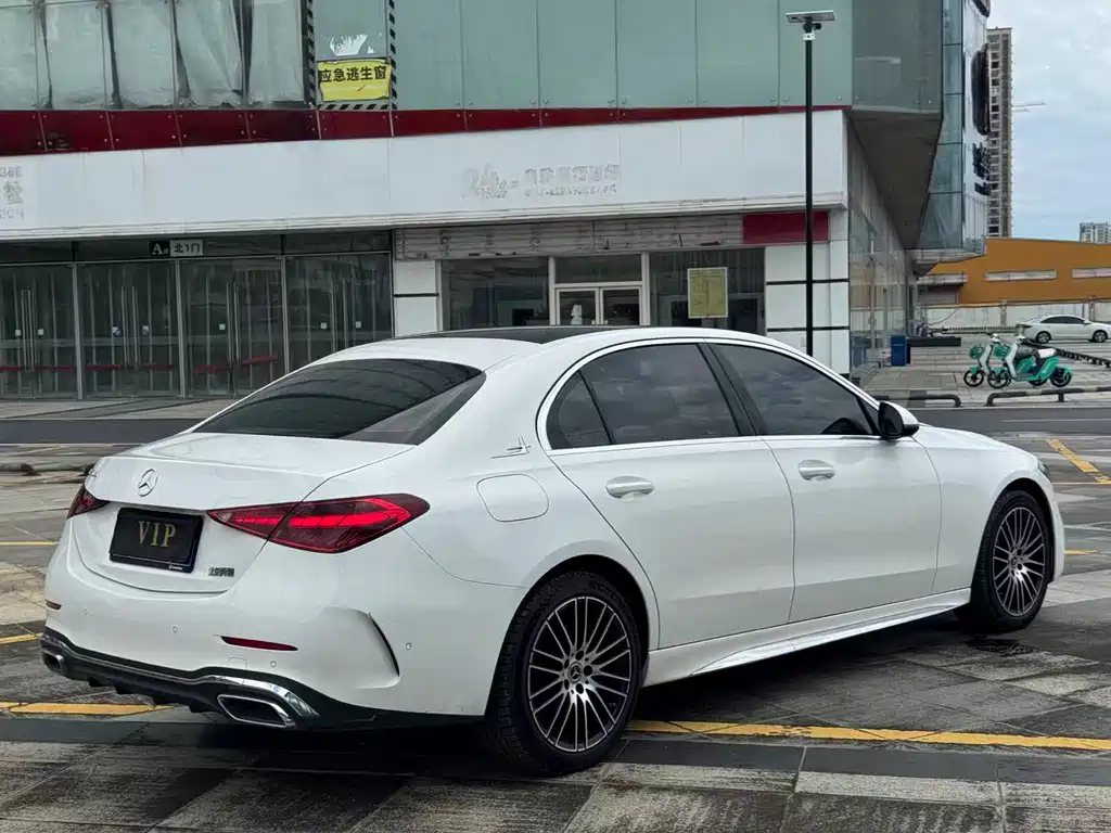 Mercedes-Benz C-Class 2022