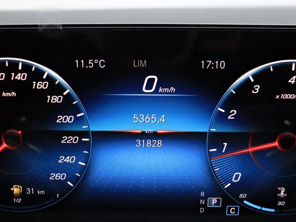 Mercedes-Benz A-Class 2022 — фото 17