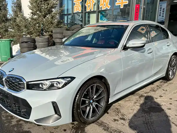 BMW 3 Series 2025
