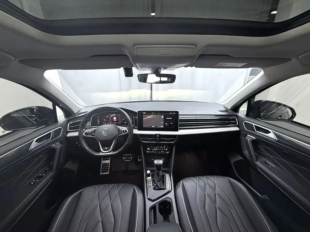 Volkswagen Tiguan L 2022