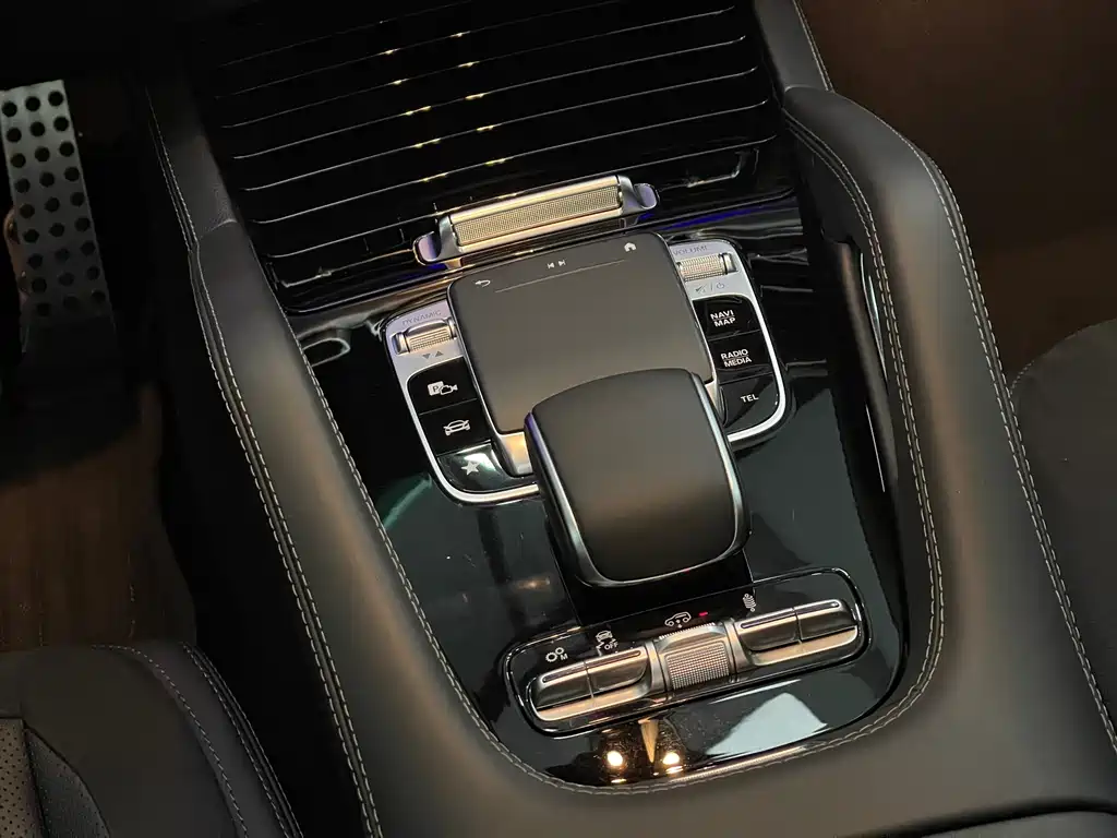 Mercedes-Benz GLE AMG 2020 — фото 20