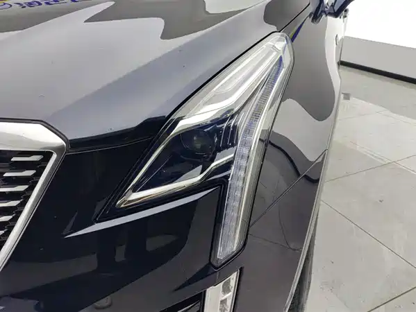 Cadillac XT5 2021