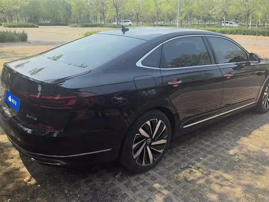 Volkswagen Passat 2022