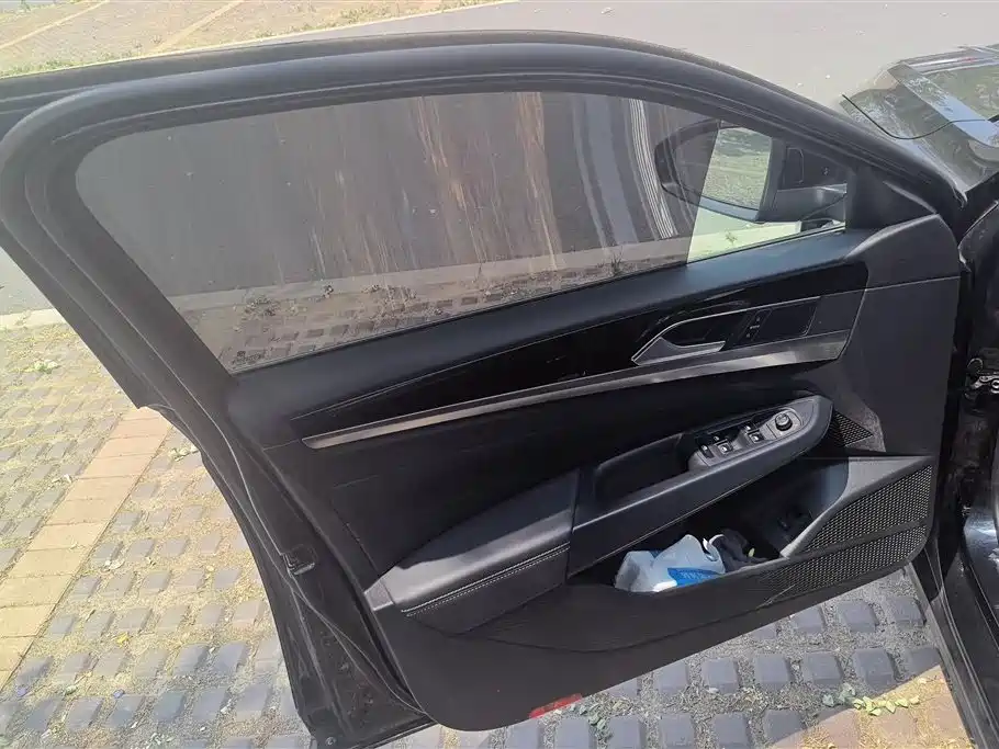 Volkswagen Passat 2022