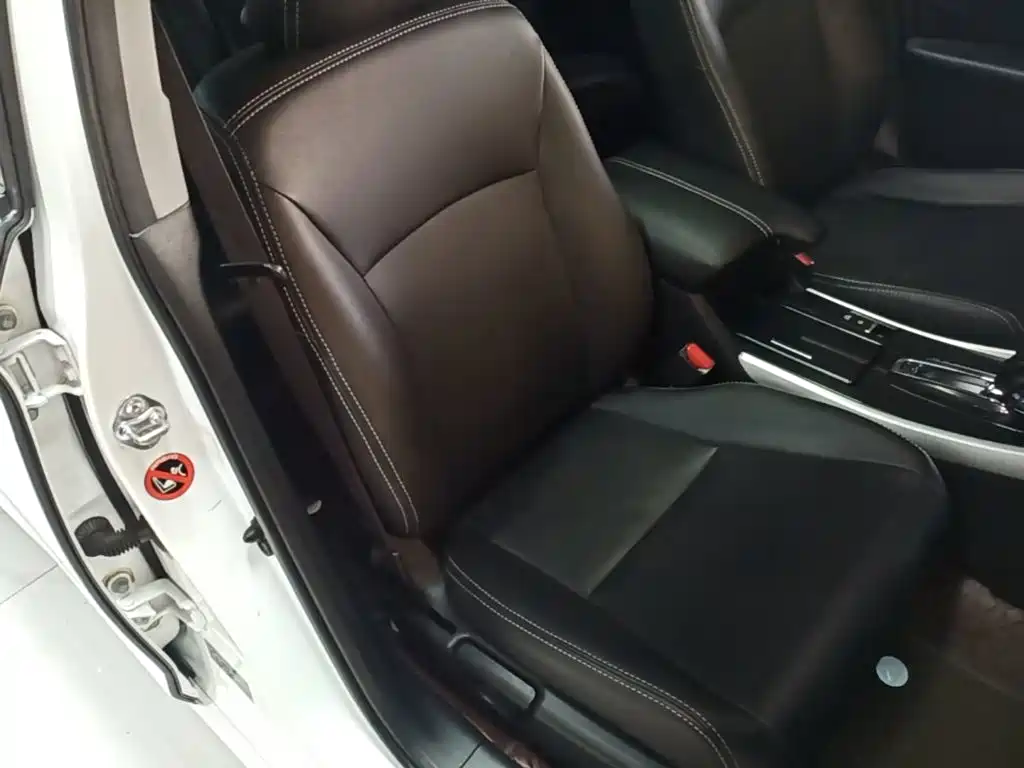 Honda Accord 2018 — фото 25