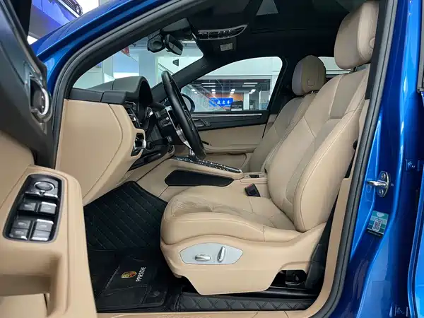Porsche Macan 2020