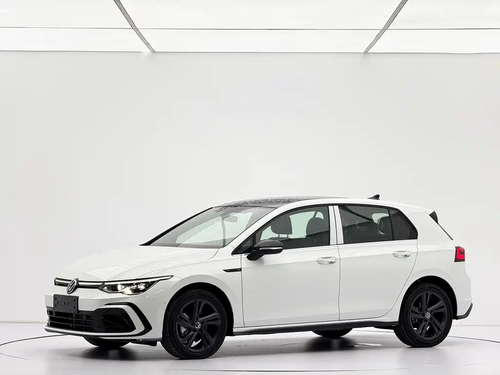 Volkswagen Golf 2024
