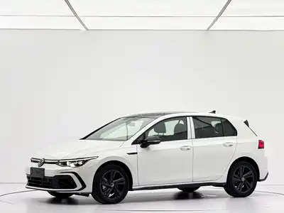 Volkswagen Golf 2024
