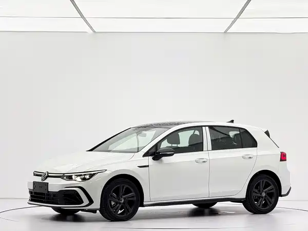 Volkswagen Golf 2024