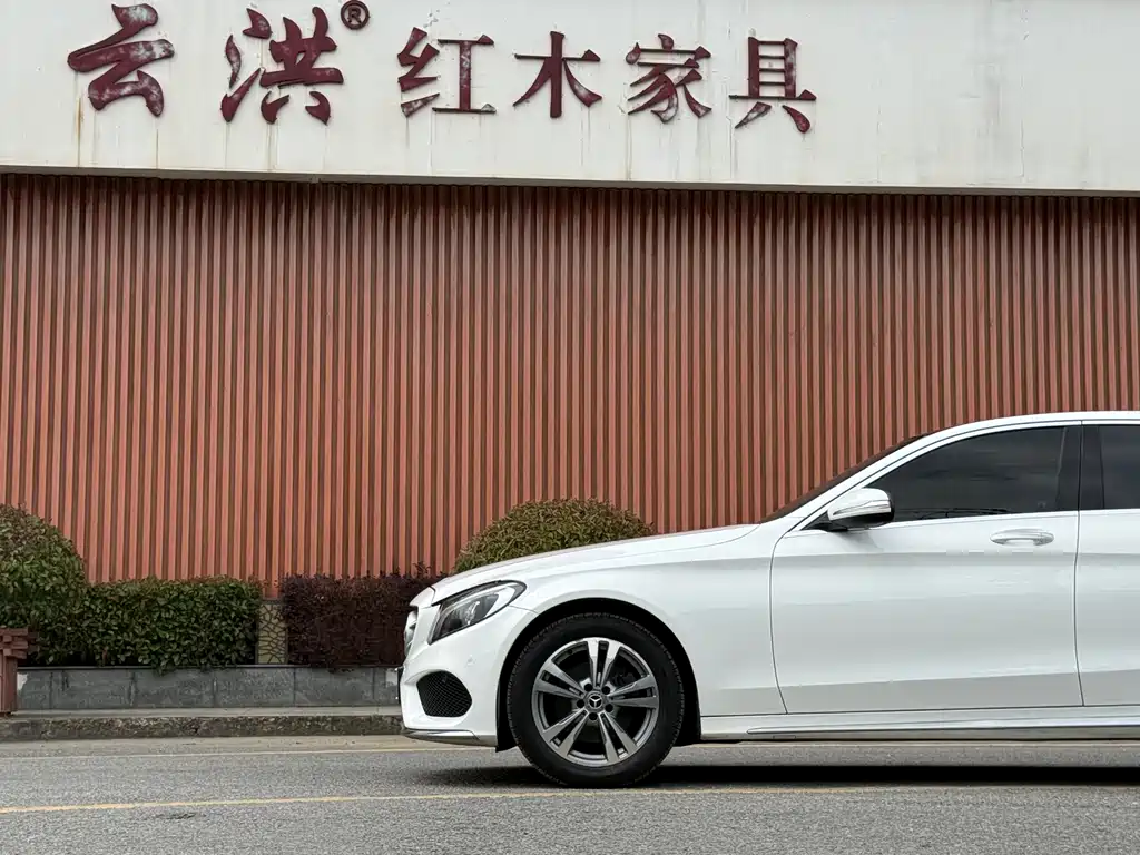 Mercedes-Benz C-Class 2018 — фото 3