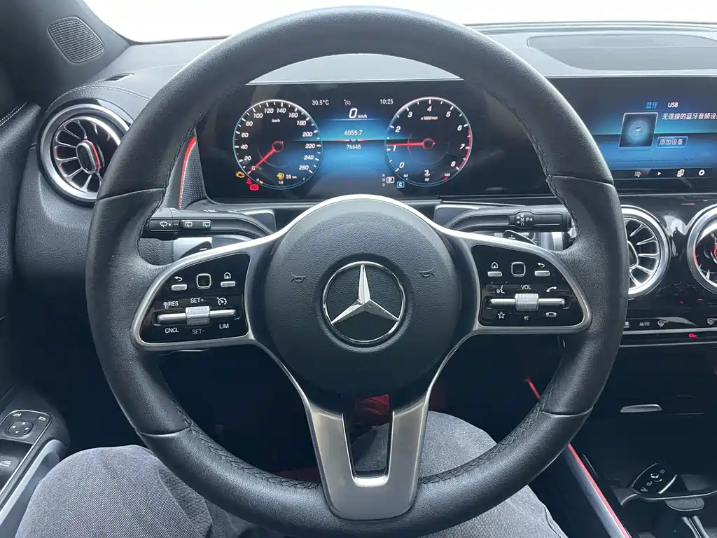 Mercedes-Benz GLB 2020 — фото 11