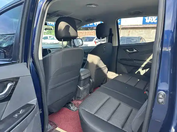 Isuzu D-MAX 2021
