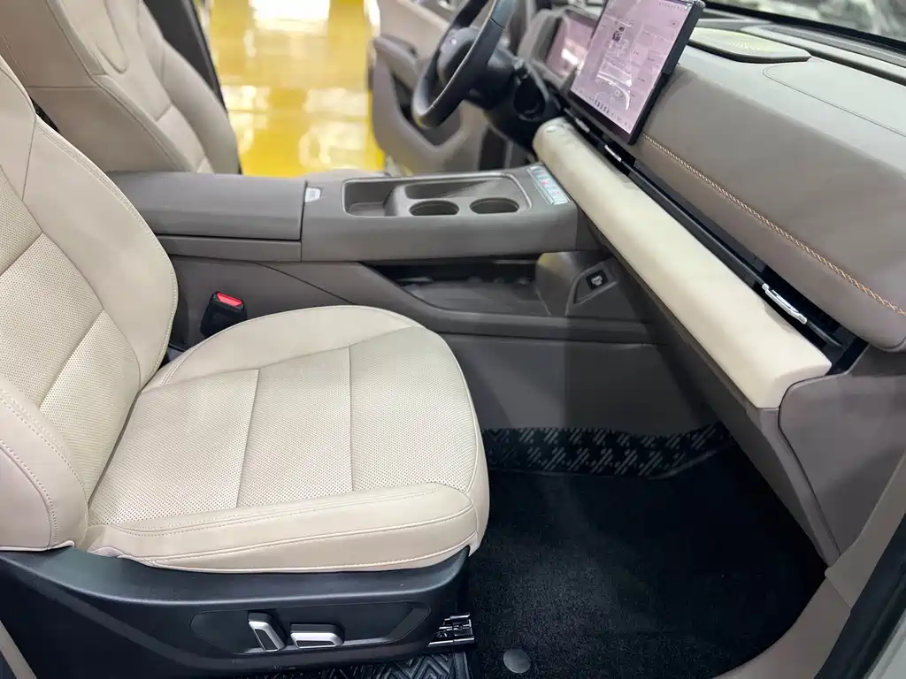 Haval H6L 2026 — фото 13