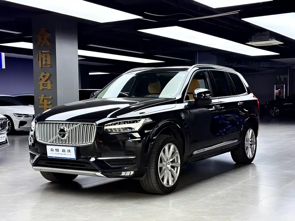 Volvo XC90 2016 — фото 1